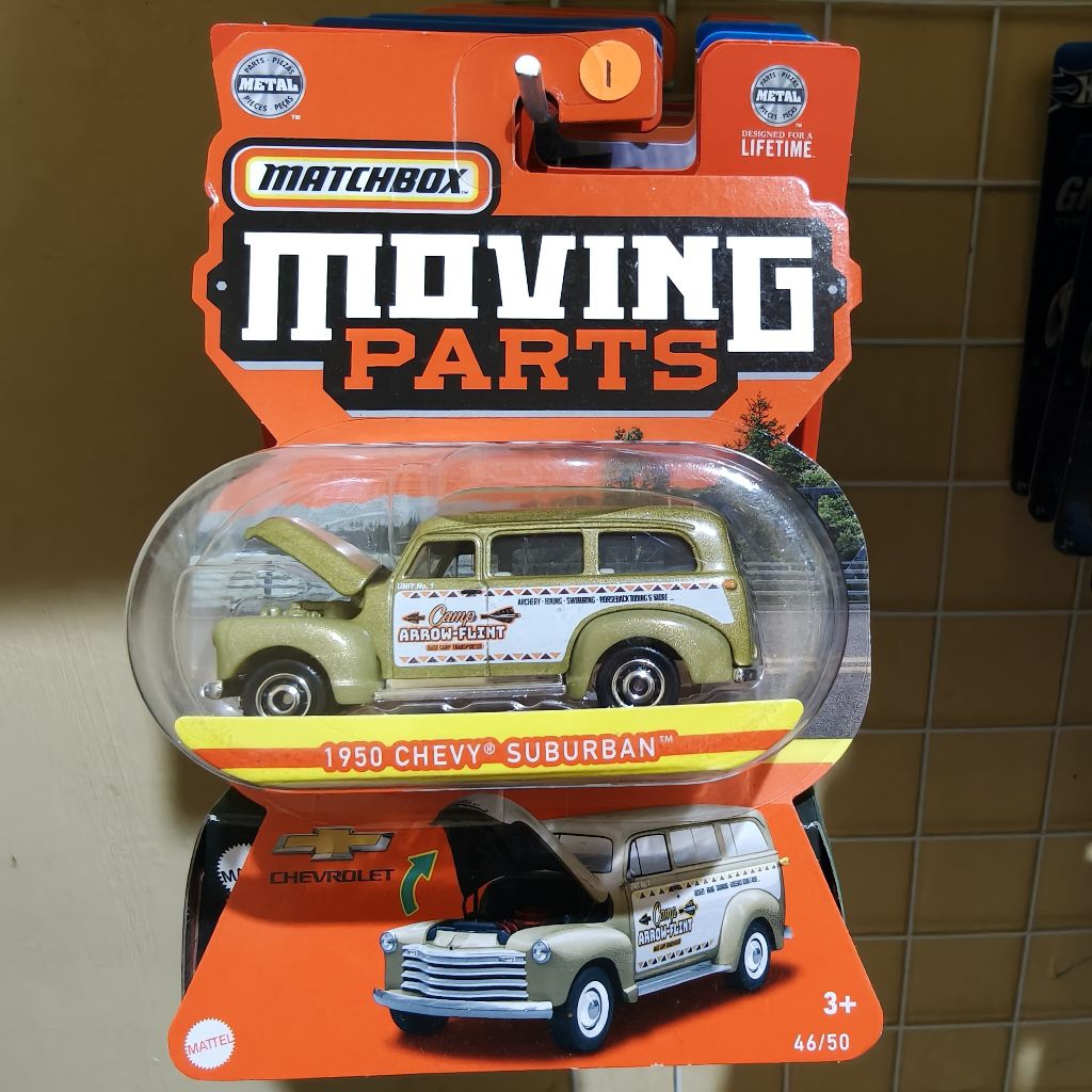 Matchbox Moving Parts – Chevrolet Suburban 1950 Verte – Édition 70 Ans – Modèle Réduit 1:64 – Boîte 2023