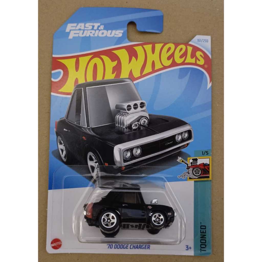 Hot Wheels 2017 HW Flames 31/250 69 Dodge Charger Daytona Blue New In