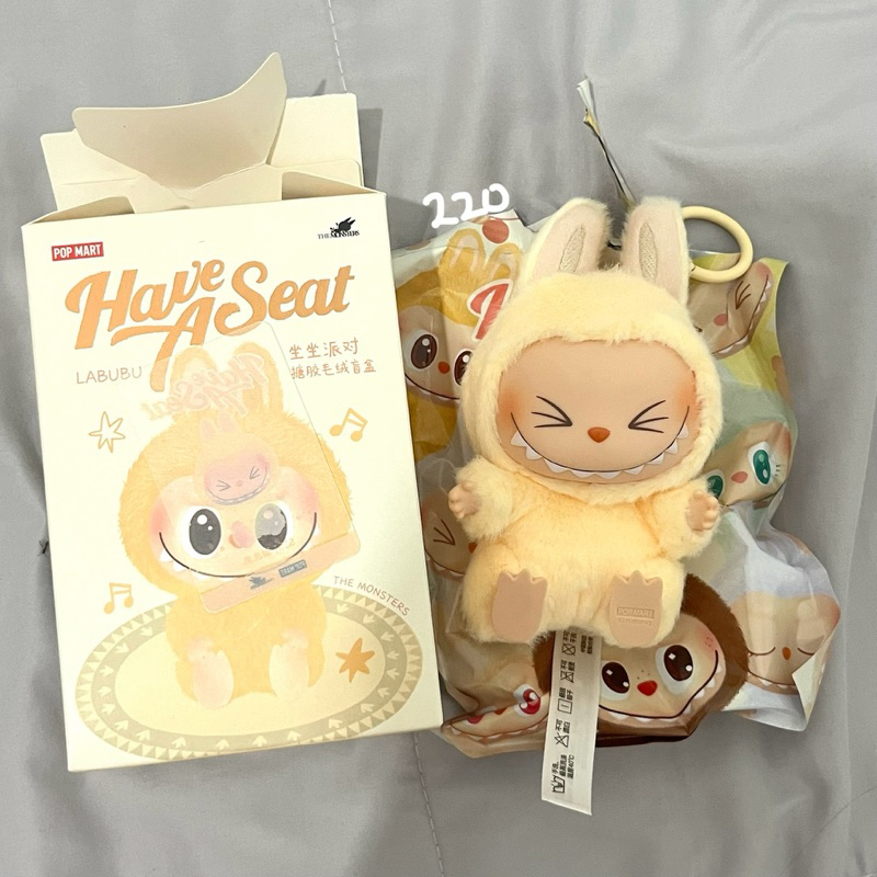 Labubu Size 40cm and 18cm -Flip With Me size 40cm -Fall in