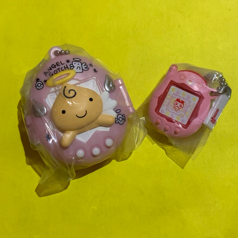 GANTUNGAN Hanging Gacha Tamagotchi Mini Case Angelgotchi Pink Gachapon ...
