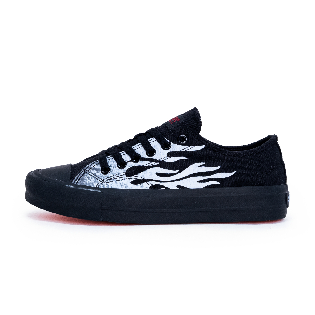 SABA Vintage Low White Flame All Black - Men's Casual Sneakers Wanita ...