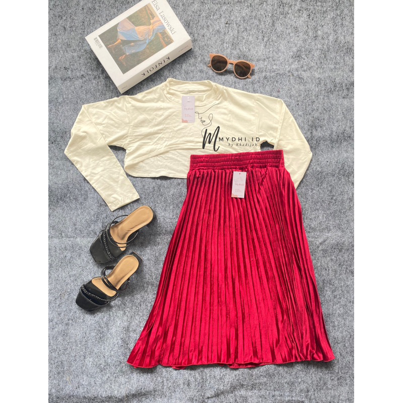 MERAH End OF YEAR / Premium Red Adult Velvet Plisket Skirt End of Year ...