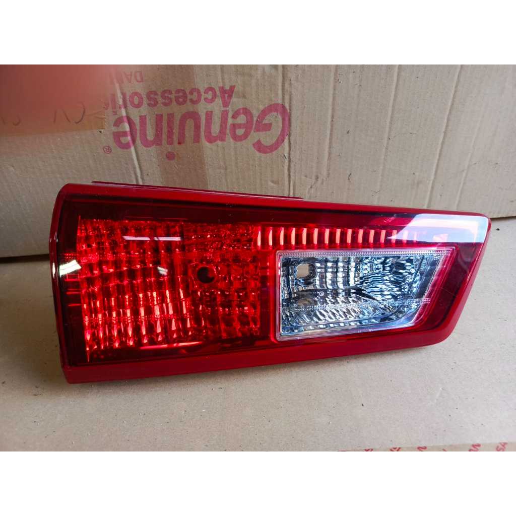 Innova Reborn 2016-2020 Rear Trunk Reflector Light Original Second ...