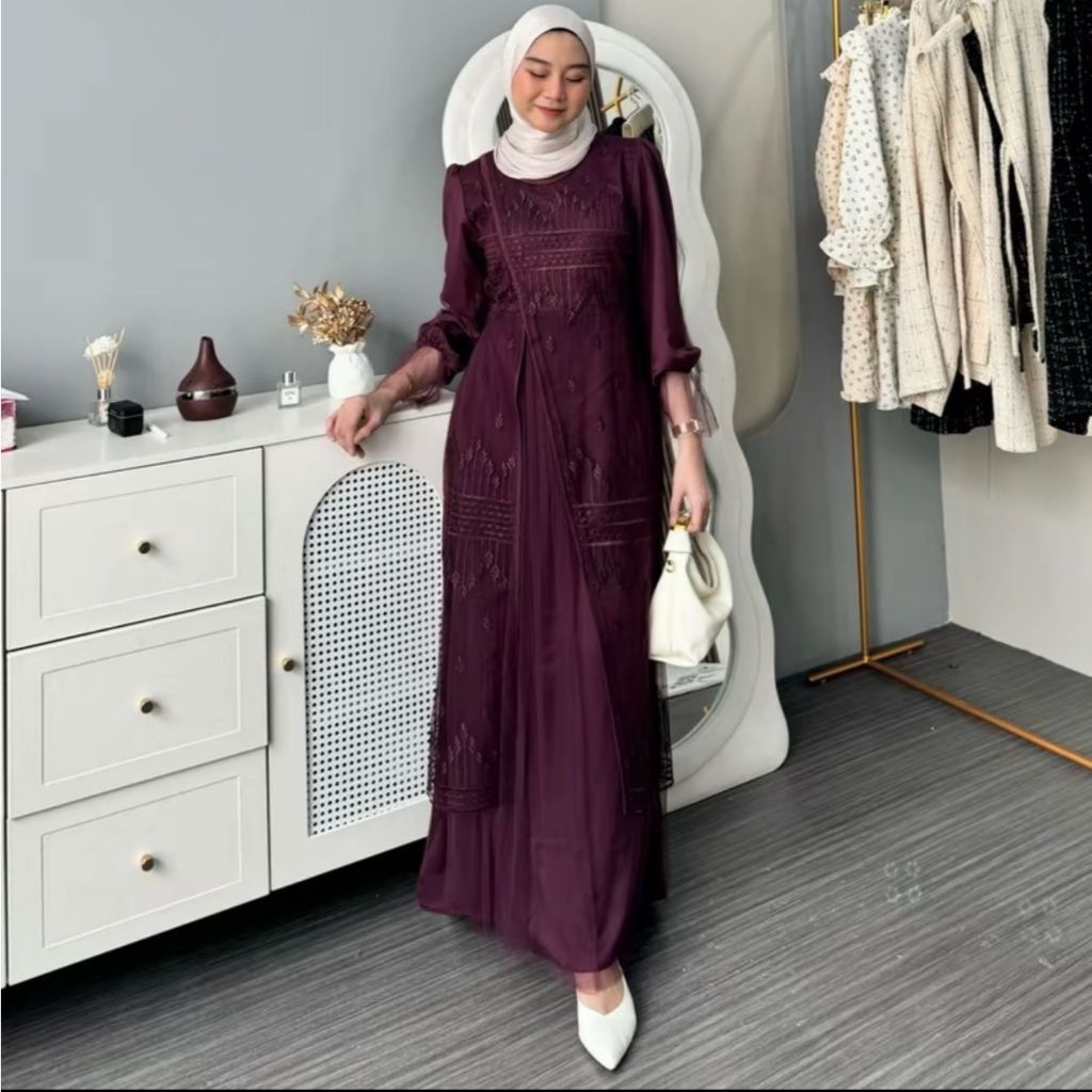 burgundy dress malaysia Miss Circle Women's Fatima Burgundy Crystal Sleeveless Corset Mermaid Maxi Dress