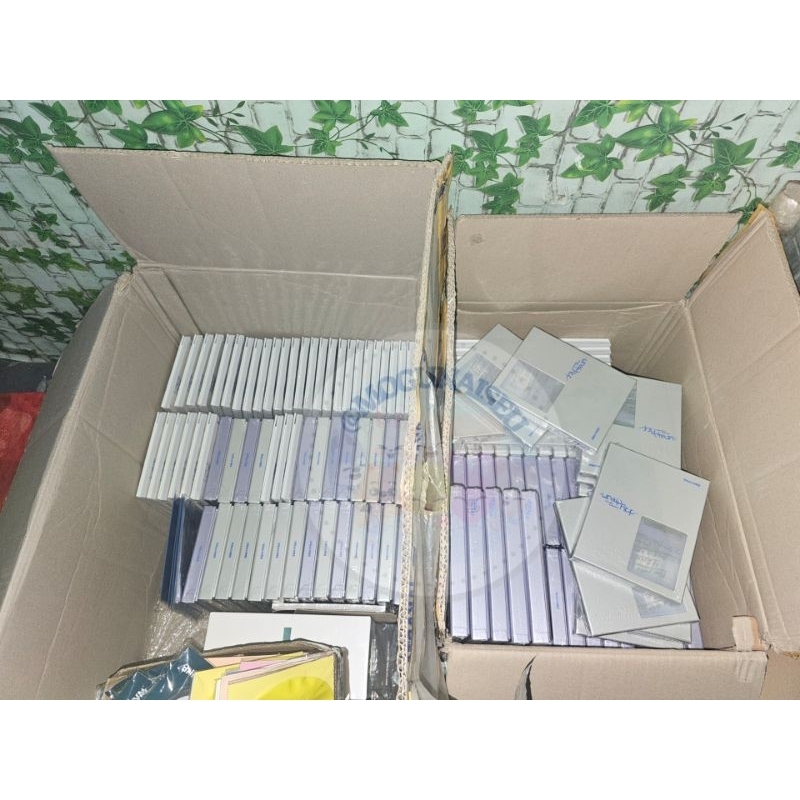 ENHYPEN - ROMANCE: UNTOLD Daydream Blue Noon Version Photo Book Con CD, Poster, Photocard, Sticker E Pin