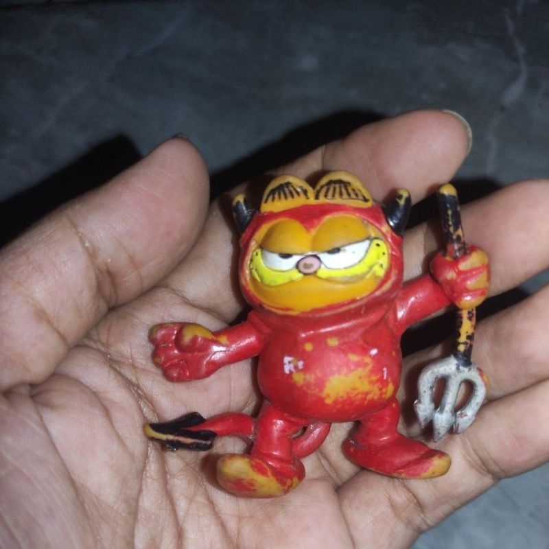 Garfield Figure 1981 Evil Red Devil | Shopee Malaysia