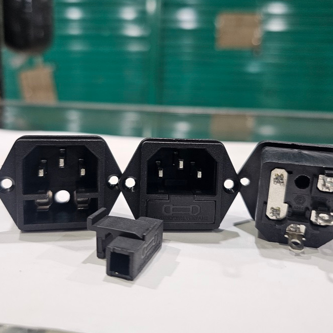 Ac socket in plus fuse/jumbo ac socket/bell box ac socket | Shopee Malaysia