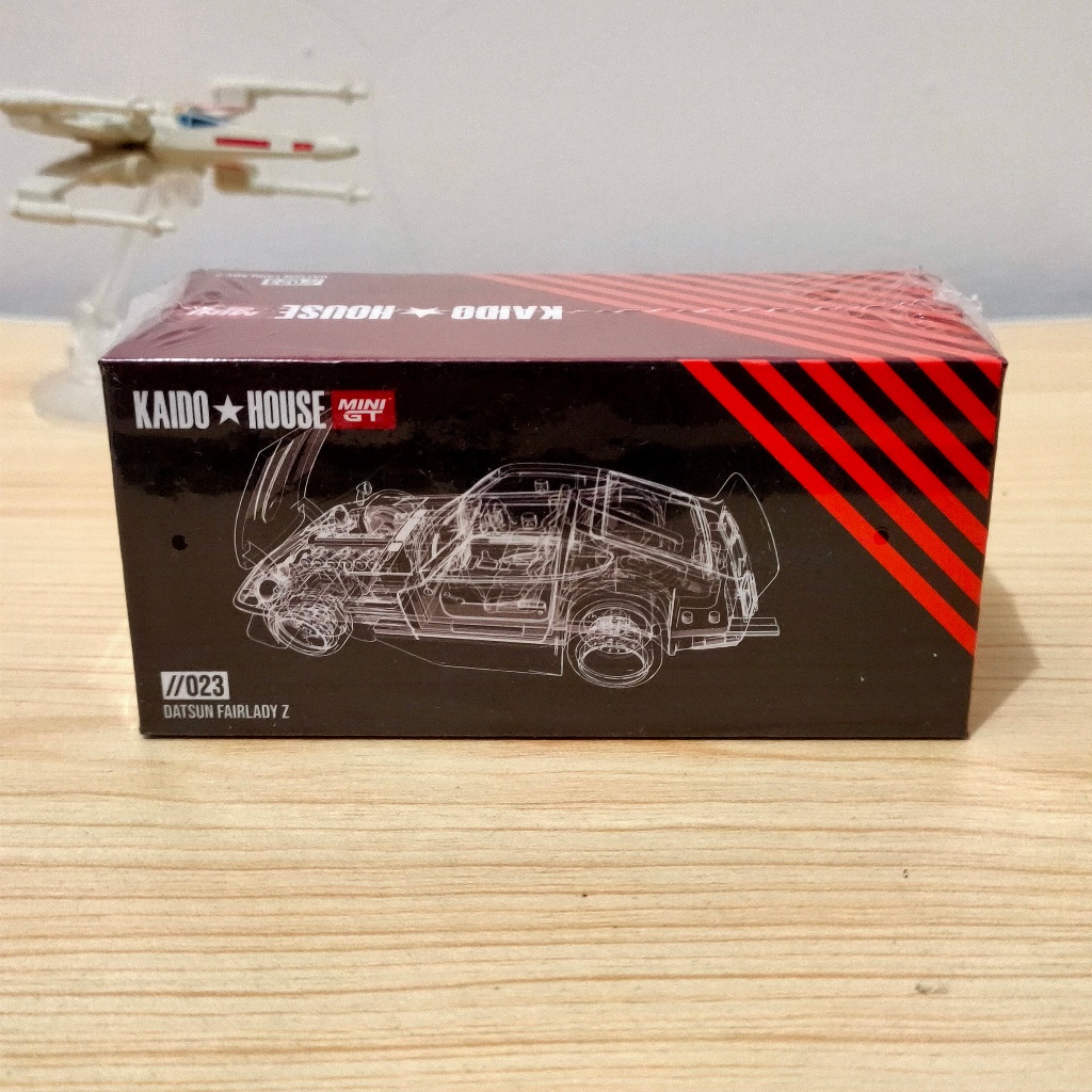 MINI GT X KAIDO HOUSE Datsun KAIDO Fairlady Z rouge foncé KHMG023 1/64