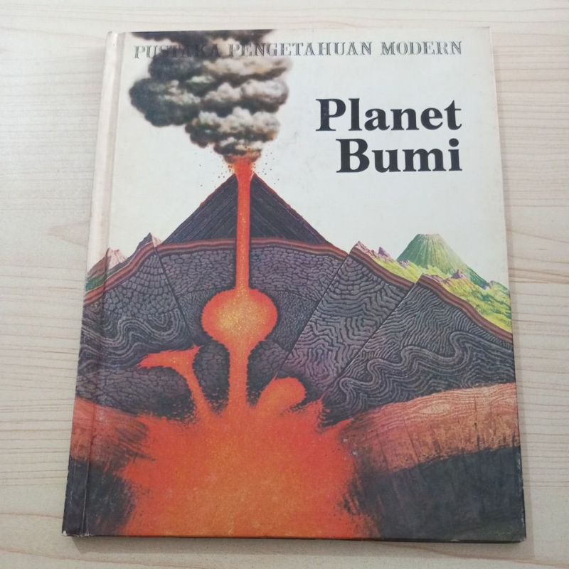 Planet Earth MODERN Knowledge Library Book | Shopee Malaysia