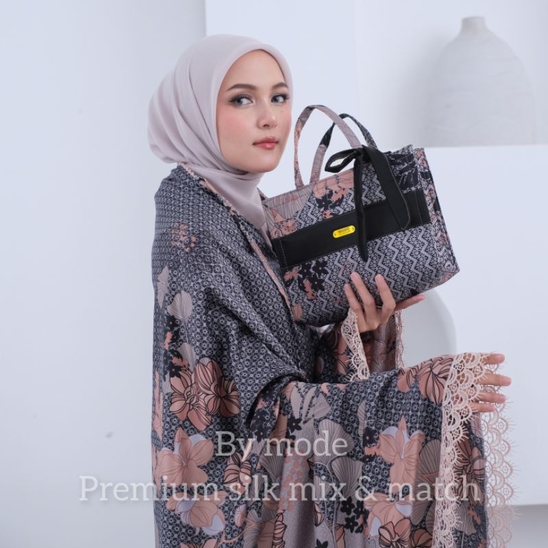 Latest Jumbo Adult Telekung Prayer Robe with Premium Luxurious Lace and ...