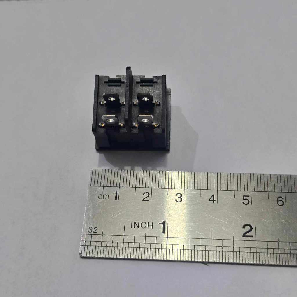 Sss switch ON OFF switch 2cm box 2x2 pin | Shopee Malaysia