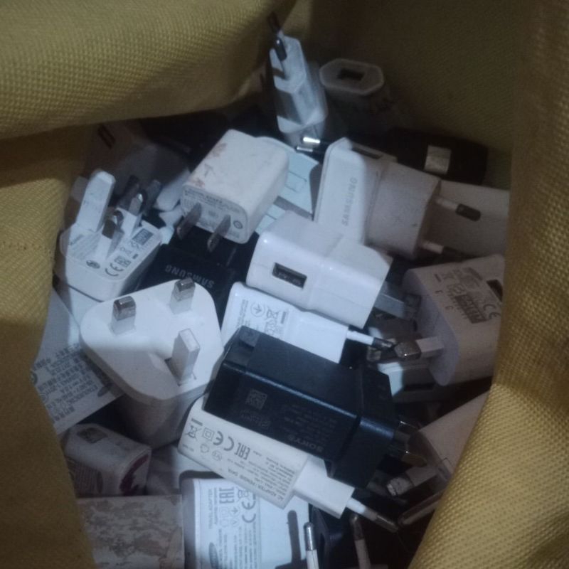 Original charger shell minus 1ampere brand random | Shopee Malaysia