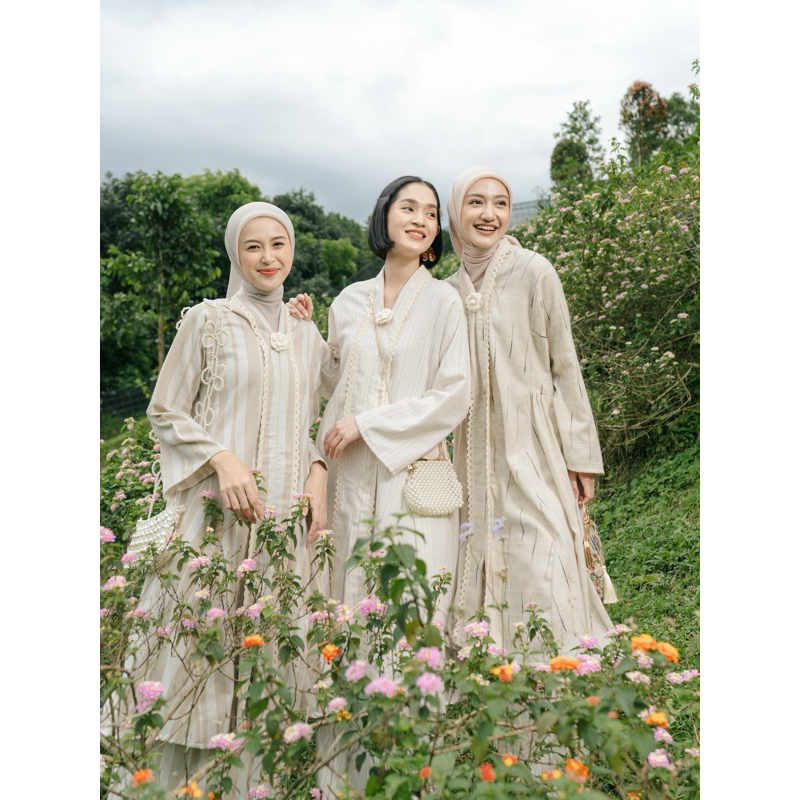 Haidee & Orlin - Oriana Camelia One Set | Shopee Malaysia