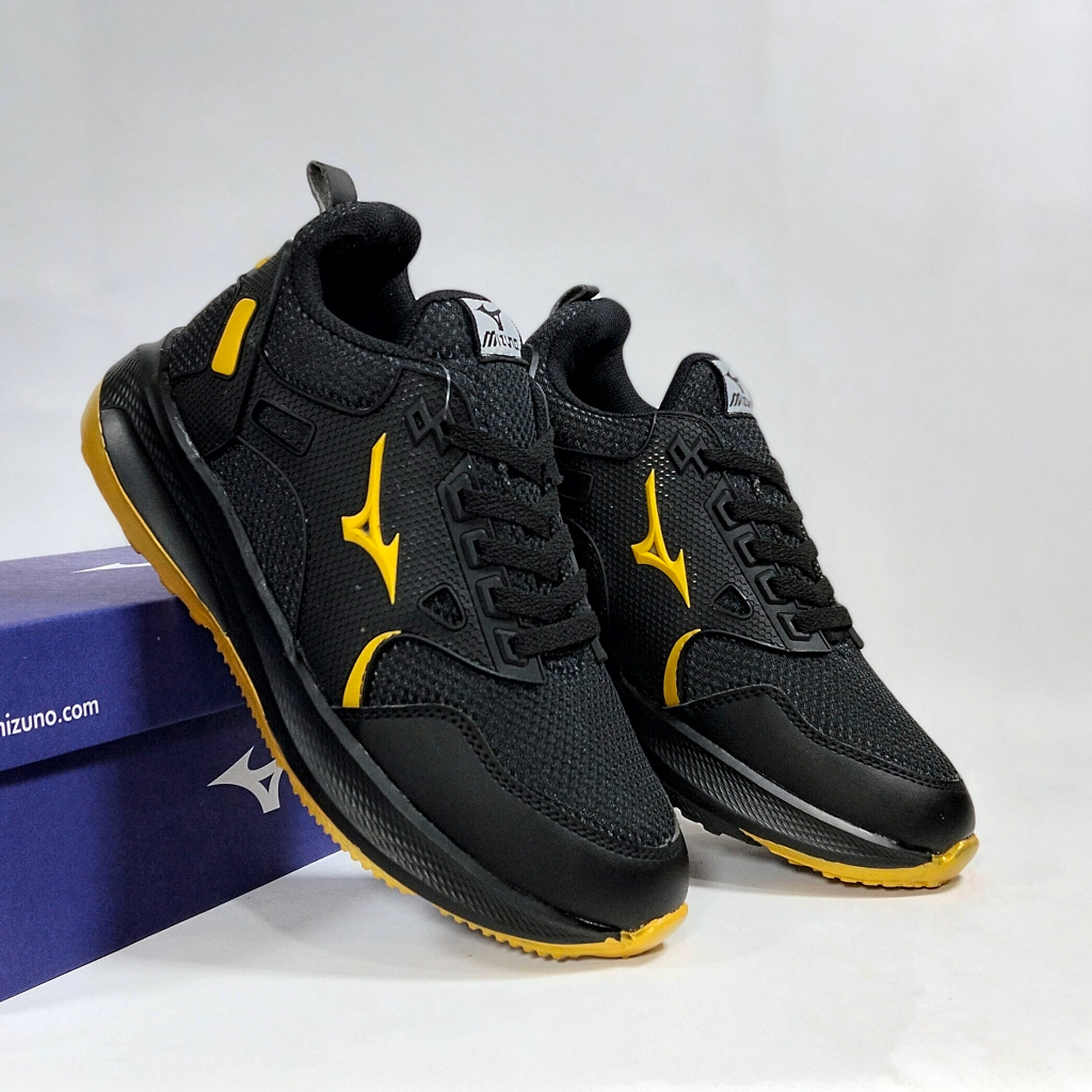 MZ SR 302 Outdoor Sports Running Shoes for Adult Men and Women Sketcher ...