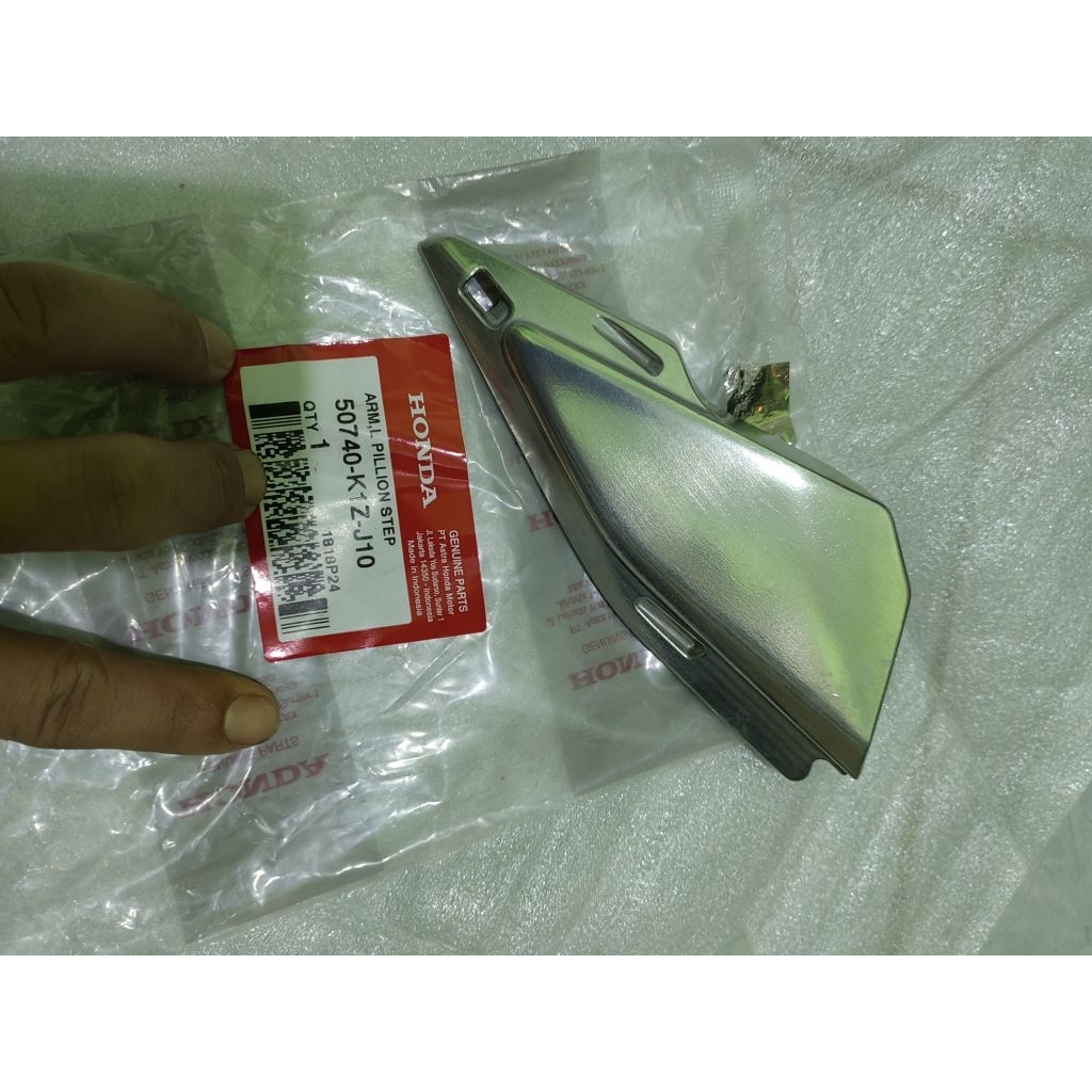 Footstep arm Pilion step PCX 160Kiri. Original 50740-K1Z-J10 | Shopee ...