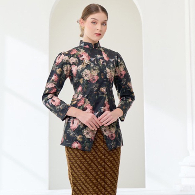 Kebaya Janggan Jeng Yah Surjan Floral Motif / Kebaya Floral Motif