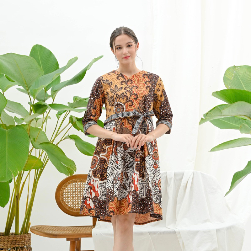 Avery Dress - Premium Women's Batik Dress - Batik Dress - Formal Outfit  Batik - Couple Batik - Men's and Women's Batik - Uniform Batik - Family  Batik - Beautiful Modern Women's
