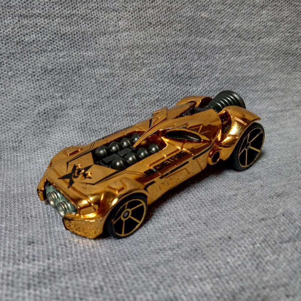 Hot Wheels Rocket Fire Gold | Shopee Malaysia