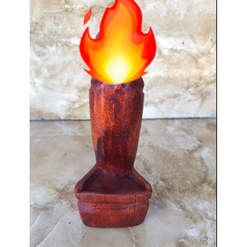 New Balinese Ashtray: A Unique Female Form Carved in Art and Tradition