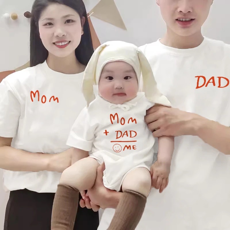 Family mom X dad me funny Family t-shirt saying mom dad me Special ...