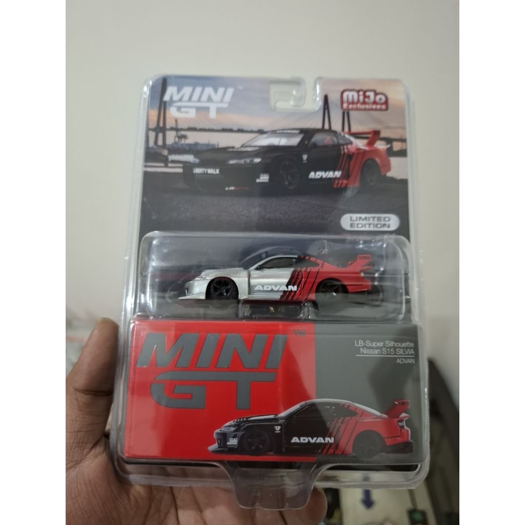 Mini GT Chase 649 Nissan Silvia S15 LBWK Advan | Shopee Malaysia