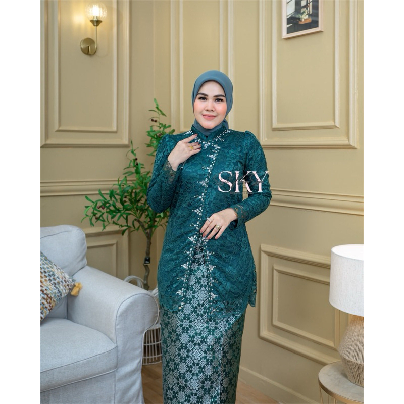 (first hand) Salsa Songket Kebaya set [FREE HIJAB] - Songket Kebaya ...