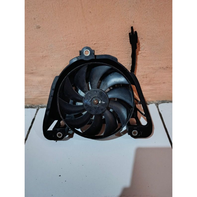 Original Yamaha R25 R 25 Radiator Fan removed | Shopee Malaysia