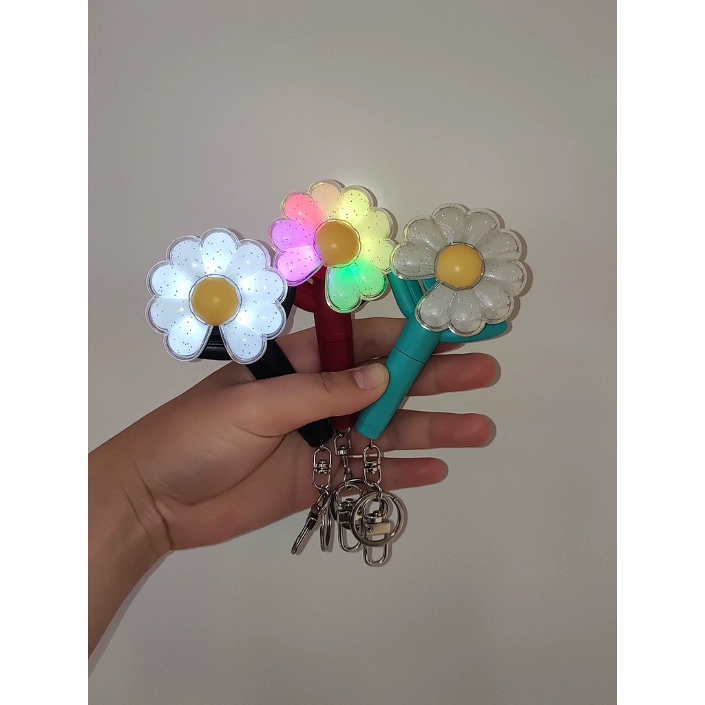 DAY-G DAISY MINI LS GD KEYCHAIN KEYRING LIGHTSTICK G DRAGON CRADLE ...
