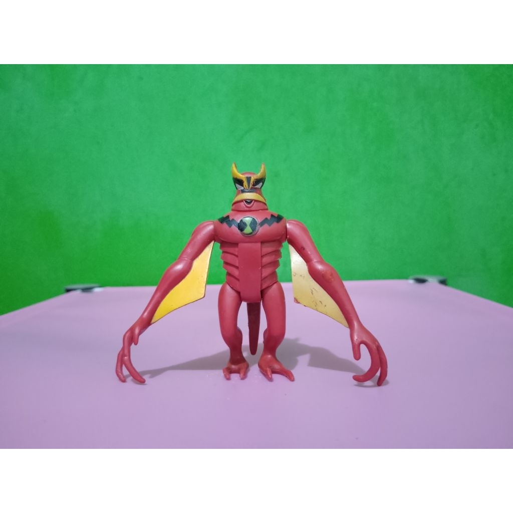 Figure Ben 10 ULTIMATE ALIEN - JETRAY - Retro Vintage Rare Collection ...