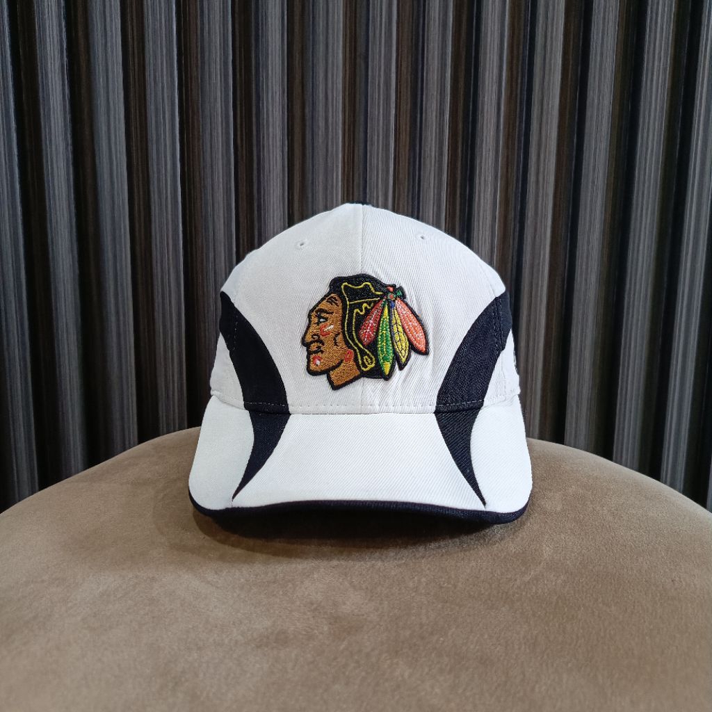 Reebok x NHL Chicago Blackhawks Hat | Shopee Malaysia