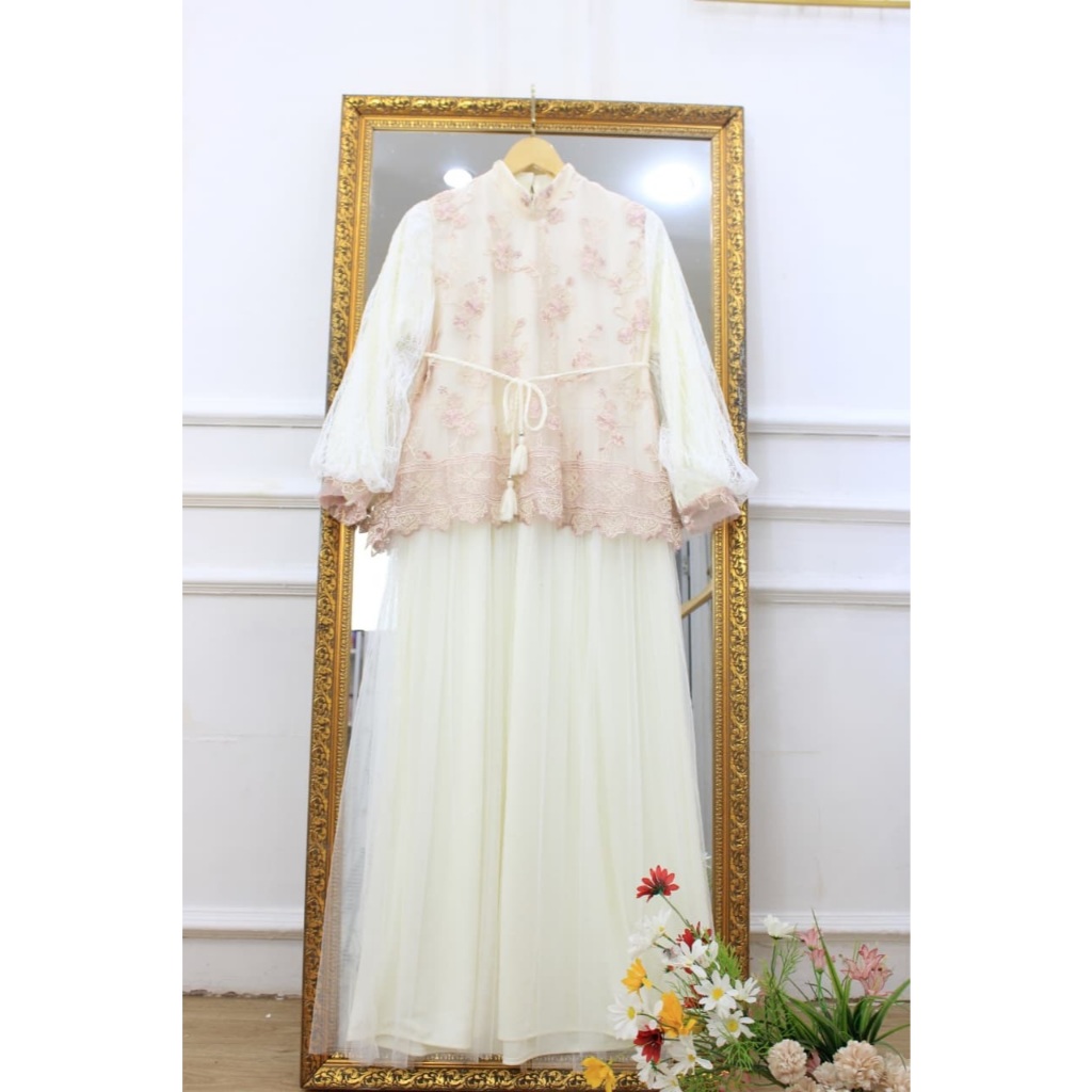 elena graduation dress ELENA-Saufi premium brocade with organza sleeves | Brocade dress for weddings Latest trendyWanitas, dress for engagement real wedding dresses