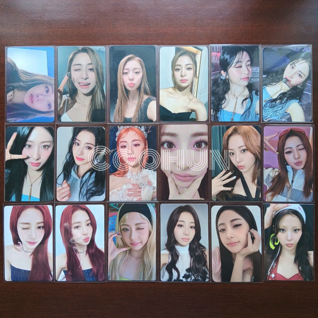 Le Sserafim Huh Yunjin Official Photocard Fearless Antifragile