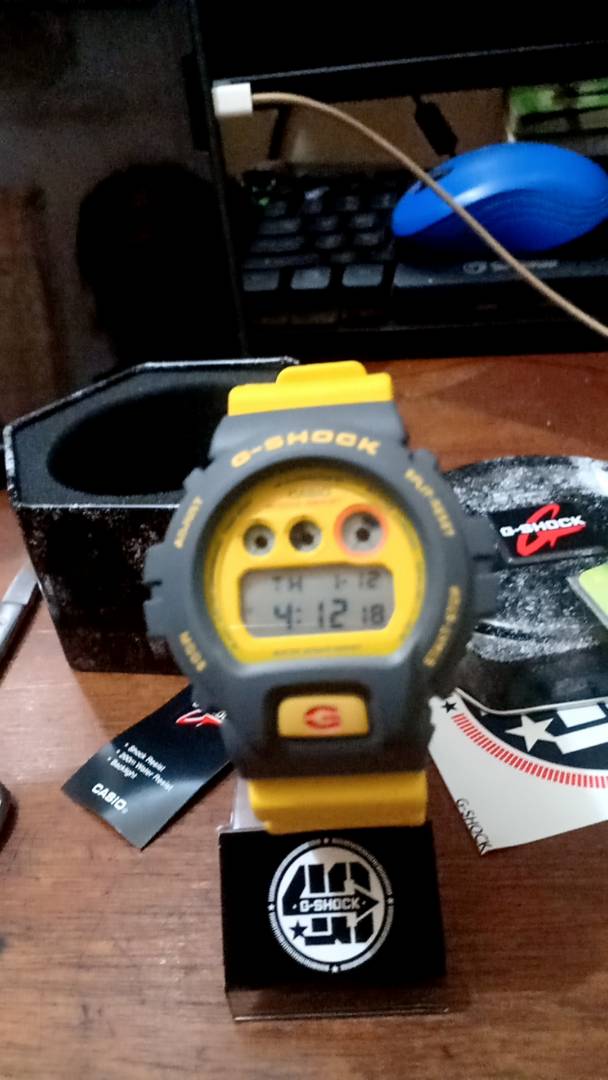 見事な CASIO 未使用 G-SHOCK GMD-S6900Y DW-6900Y 腕時計(デジタル