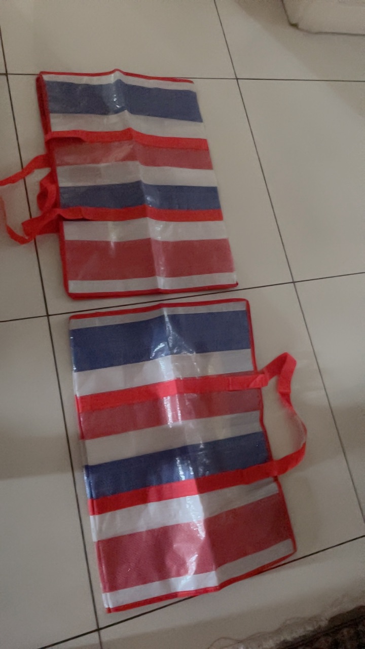 Hong Kong Red White Blue Tricolor Nylon Bag l 香港红白蓝胶袋