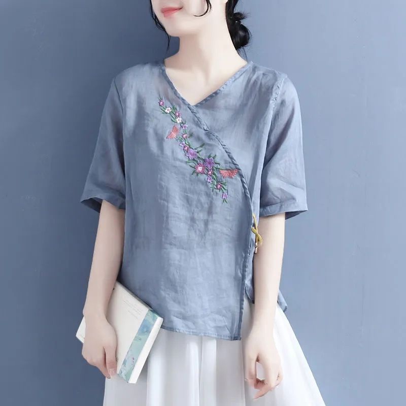 Cotton linen shirt 复古文艺薄款橄榄木扣绣花短袖棉麻上衣女民族风v领纯棉T恤女2.28 Shopee Malaysia