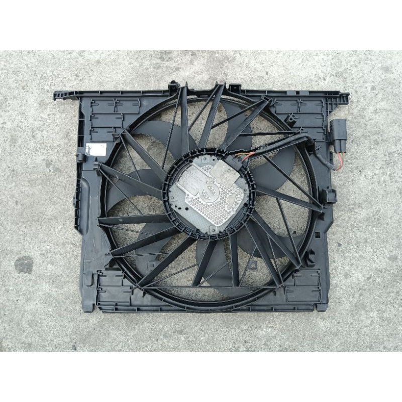 BMW f10 radiator fan original bmw Germany Shopee Malaysia