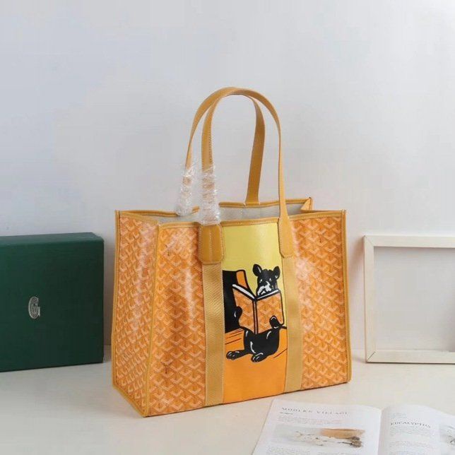 Goyard on sale beach tote