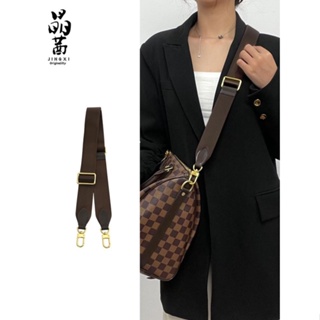 Shop Louis Vuitton 2022 SS 2WAY 3WAY Plain Leather Crossbody Logo Straw Bags  (Mikrie, SAC PETIT BUCKET, M59962, M59961) by Mikrie