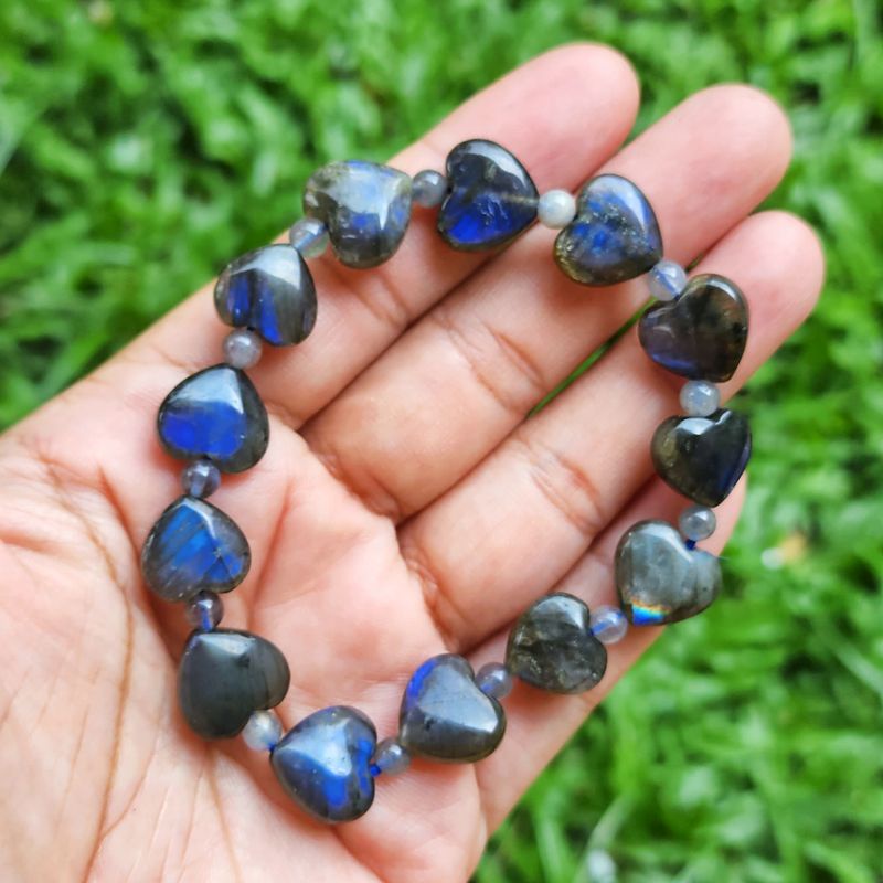 Labradorite bracelet deals which hand