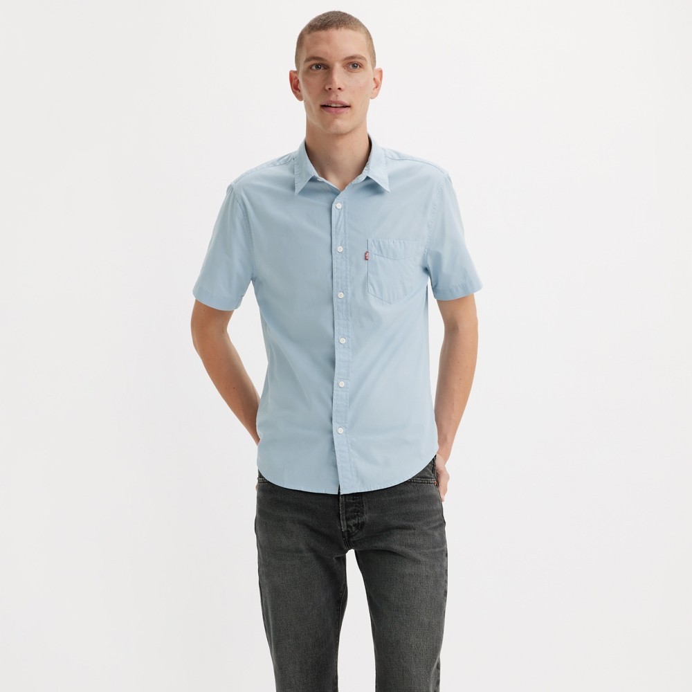 Levi's® Men's Short-Sleeve Classic Standard Fit Shirt 86627-0210 ...