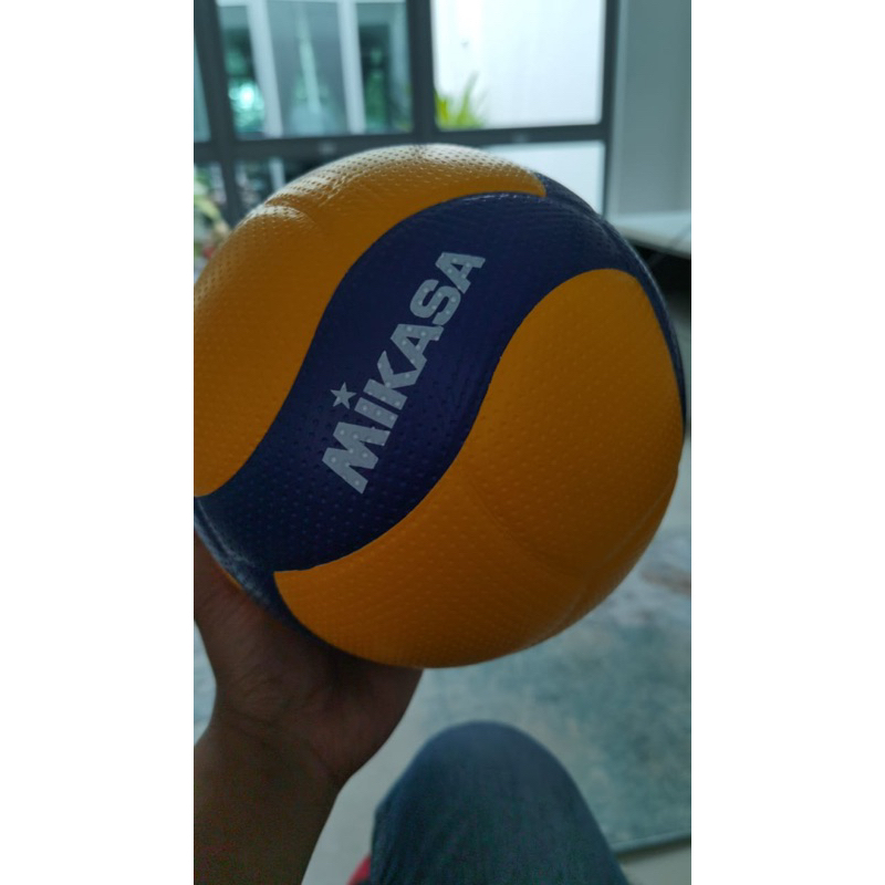 Mikasa Volleyball V300W Confirm Original Shopee Malaysia