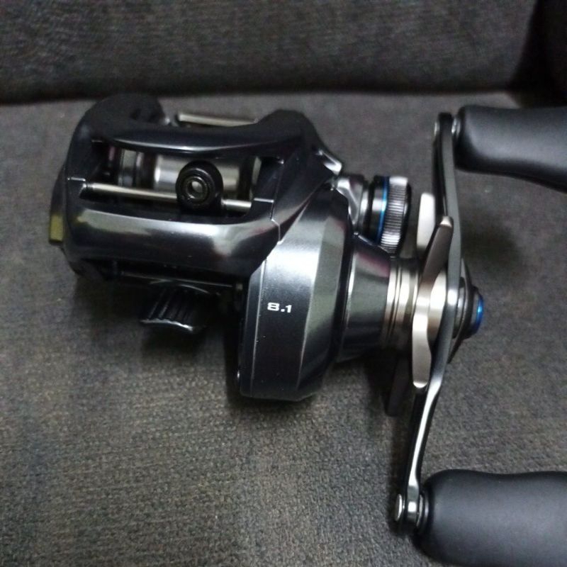 Shimano SLX BFS LEFT HANDLE CASTING REEL | Shopee Malaysia
