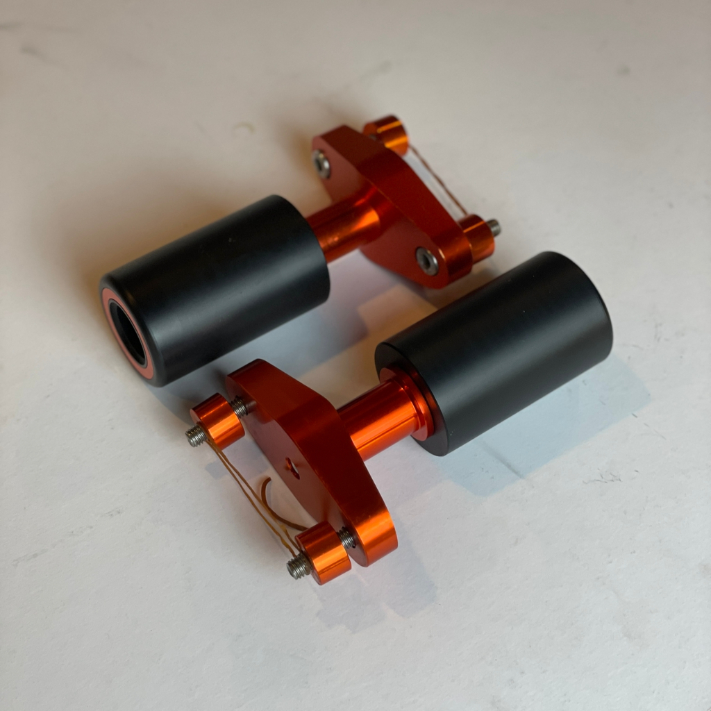 KTM DUKE FRAME SLIDER KTM DUKE 200 / 250 / 390 SLIDER KTM DUKE Shopee
