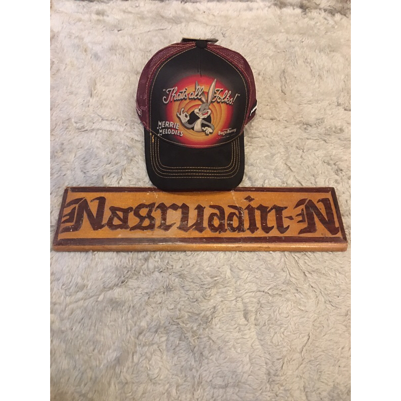 Original Capslab Looney Tunes Bugs Bunny Thats All Folks! Trucker Cap
