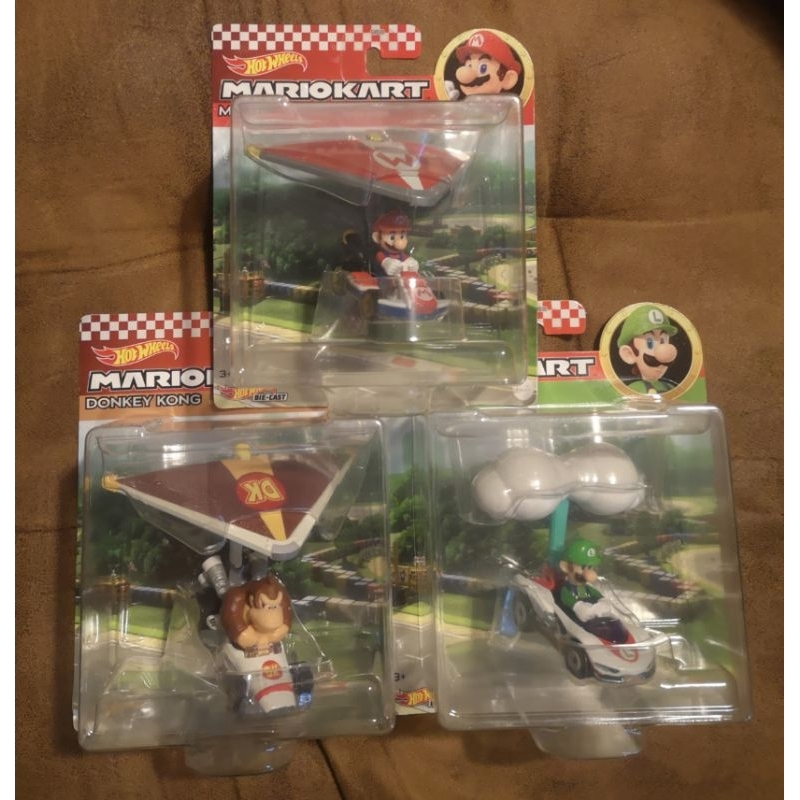 Hot Wheels Mario Kart With Super Glider DieCast Premium (Set of 3
