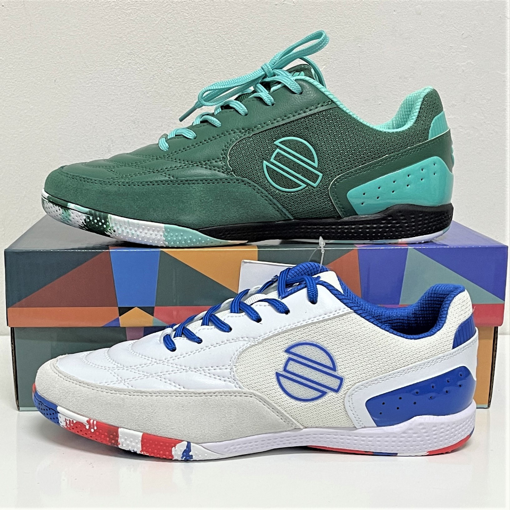 QUASER TACTIX Leather Futsal Shoes for wide feet. Shopee Malaysia