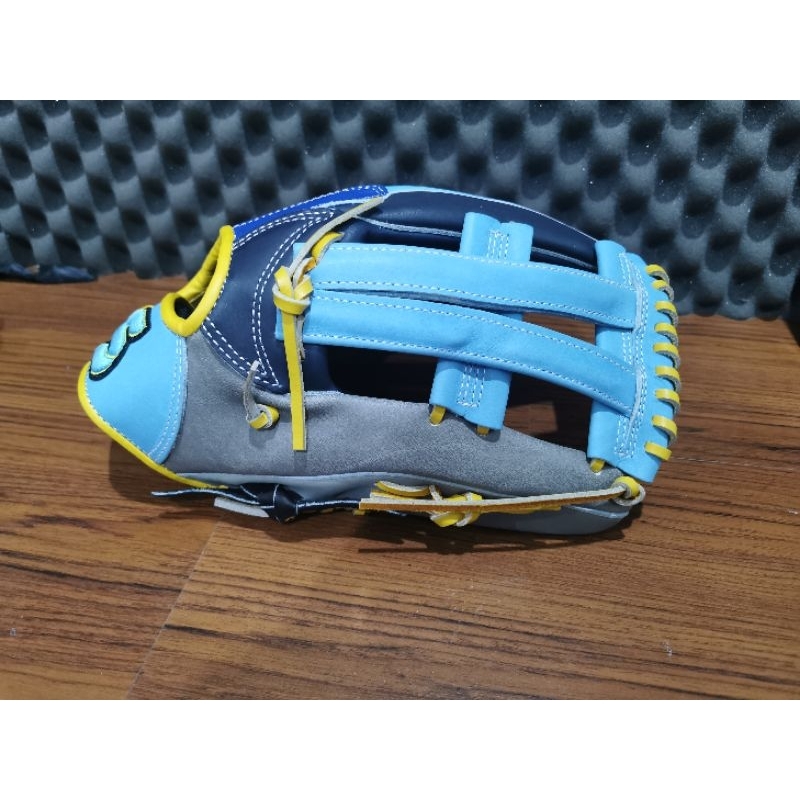 SPM KIP Leather Softball Glove Shopee Malaysia
