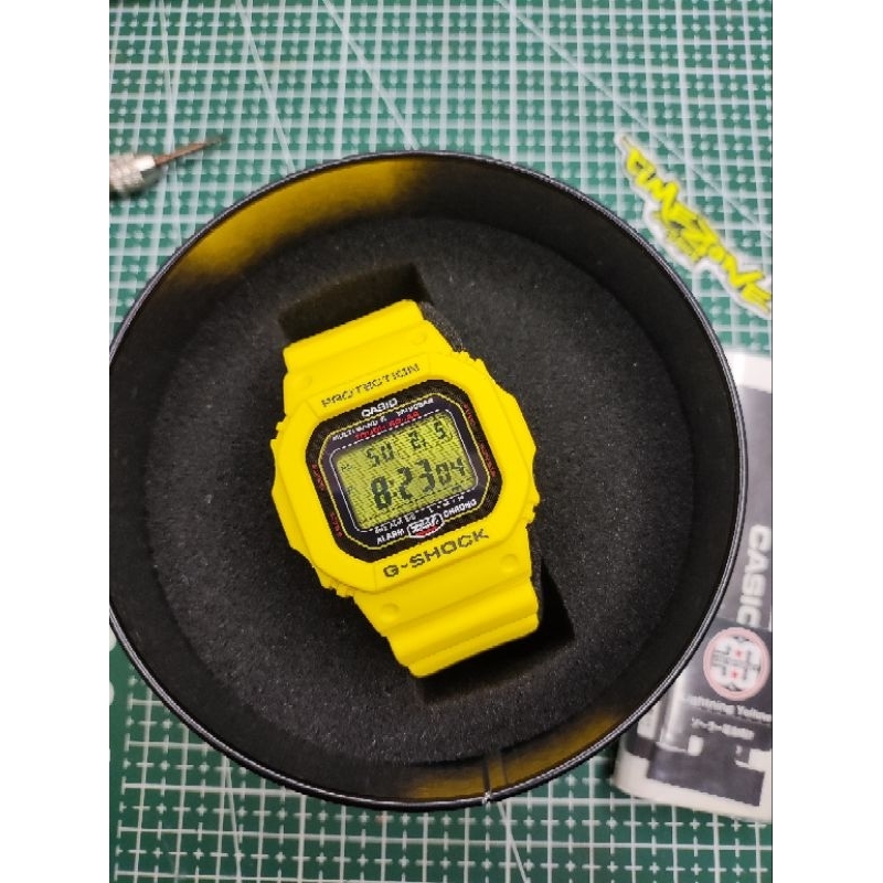 Boîtier (Cadran) De Remplacement Jaune Pour Montre Casio G-Shock GW-M5630E-9 / GW-M5630E - Neuf Avec Étiquettes