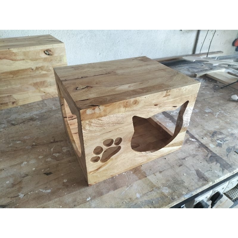 1 Pcs Wall Mounted Cat Box/Kotak Kucing Custom Made Heavea Wood ...