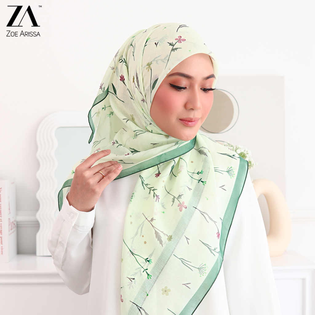 ZOE ARISSA TUDUNG BAWAL SHAWL PRINTED Aisha Square Hijab Raya Haji 2023 ...